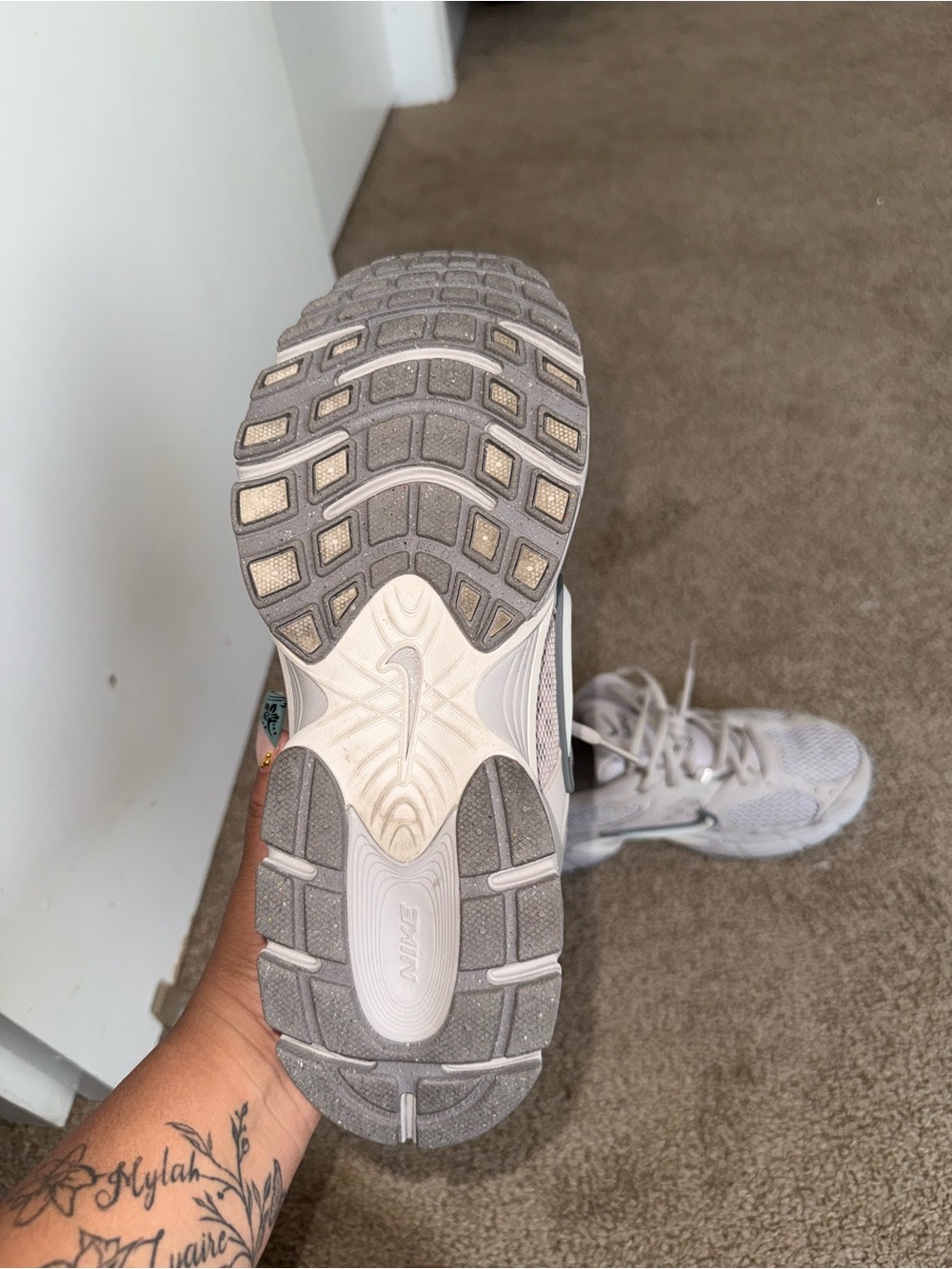 Nike Kids' Light Gray and White Mesh Sneakers